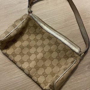 Authentic vintage Gucci small purse